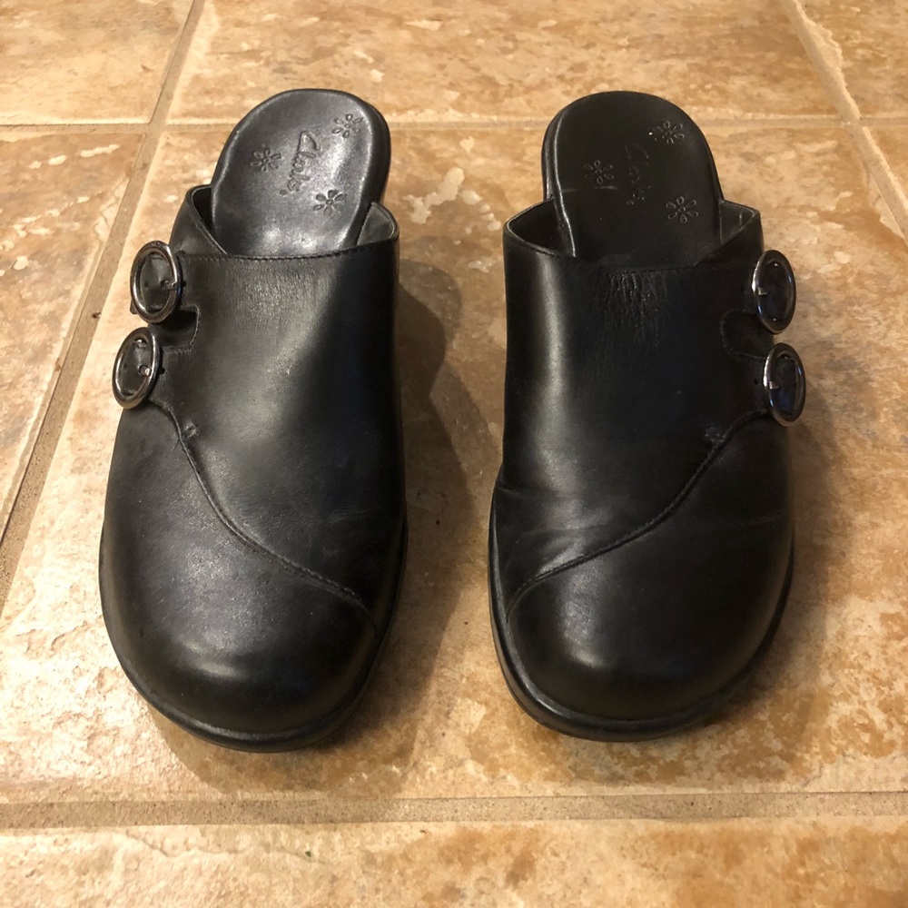 Clarks mules